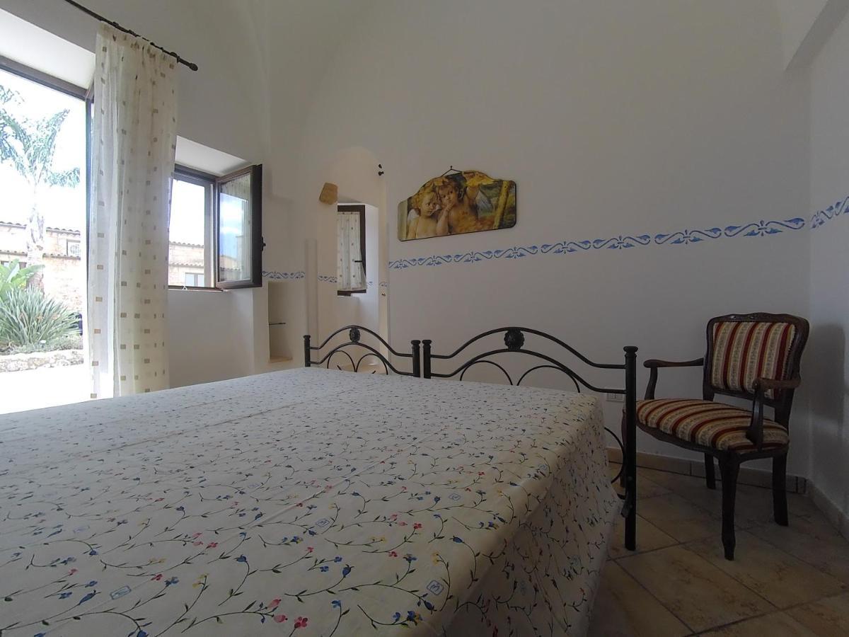 Azienda Agrituristica Masseria La Verna Patù Zewnętrze zdjęcie