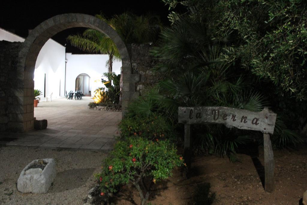 Azienda Agrituristica Masseria La Verna Patù Zewnętrze zdjęcie